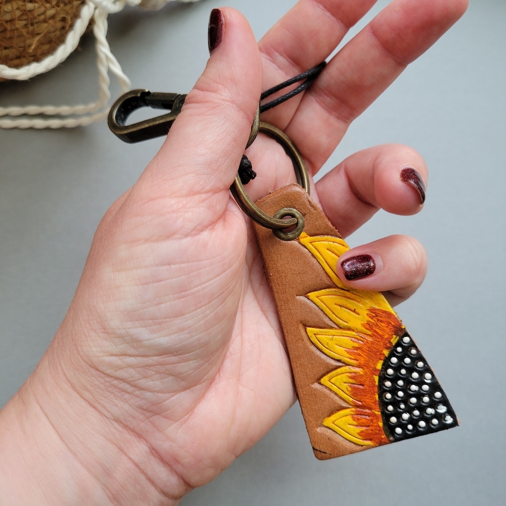 Leather Sunflower Key Chain - Myra Bag - Picture 2 of 4